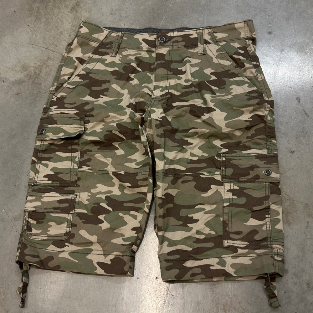 Camouflage Cargo Men Shorts